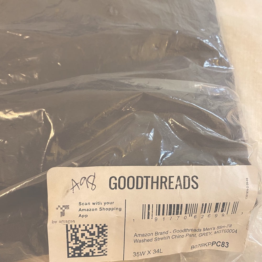 NIP Amazon Goodthreads Men’s Light Gray Chinos 35x34”